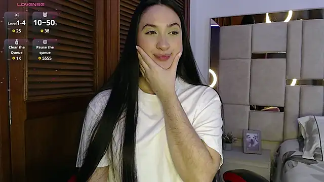 sofiaduque 26 online show from 20, 1, 2025