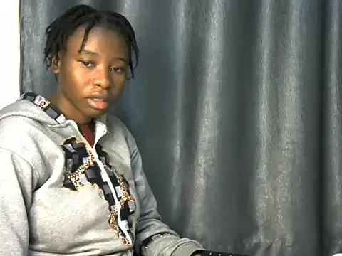 Snapshot of Novah_ chatting on 25, 6, 2026 Novah online show from 25, 6, 2026