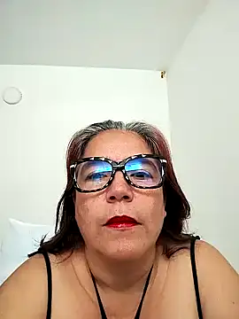 Snapshot of MARIANMILLS__ chatting on 5, 1, 2025 MARIANMILLS   online show from 5, 1, 2025