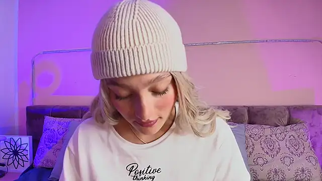 Snapshot of Giaa_Ross chatting on 27, 1, 2025 Giaa Ross online show from 27, 1, 2025
