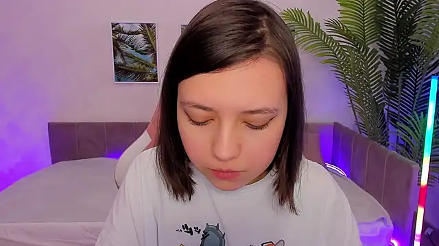 Lina Brownie online show from 2, 3, 2025