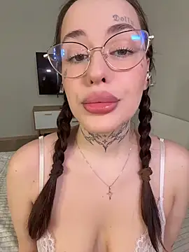 fuckdoll 18 online show from 23, 10, 2025