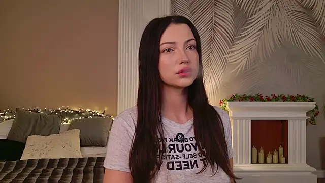 Miley Smile online show from 21, 12, 2025