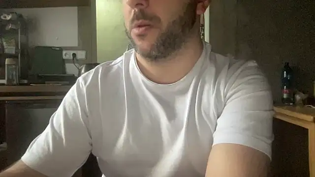 Snapshot of RedDante89 chatting on 26, 2, 2026 RedDante89 online show from 26, 2, 2026