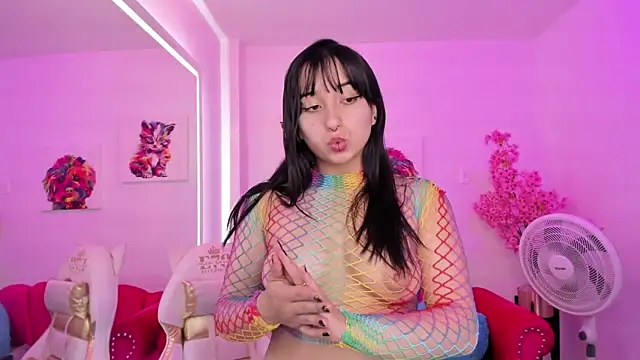 Snapshot of Miss_dolly_ chatting on 13, 12, 2024 Miss dolly online show from 13, 12, 2024