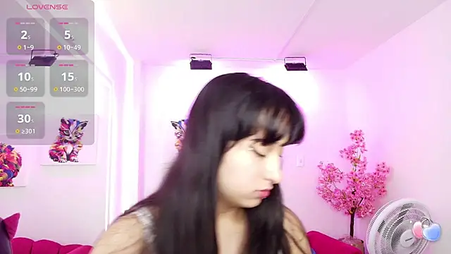 Snapshot of Miss_dolly_ chatting on 8, 10, 2025 Miss dolly online show from 8, 10, 2025