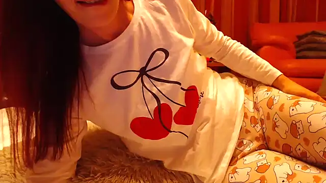 LovelyAndraGirl online show from 14, 4, 2026