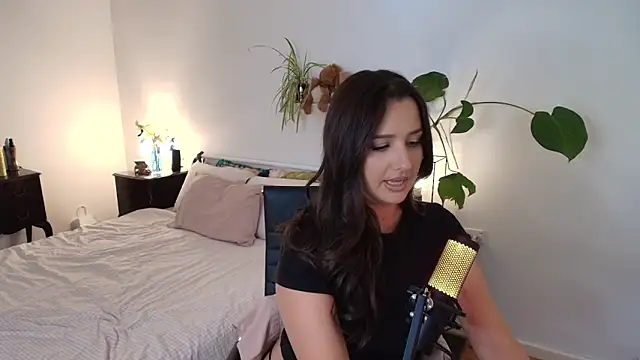 Lenas Room online show from 25, 3, 2026