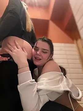 NikaMur online show from 3, 2, 2025