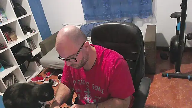 ravingr4d4 online show from 17, 10, 2025