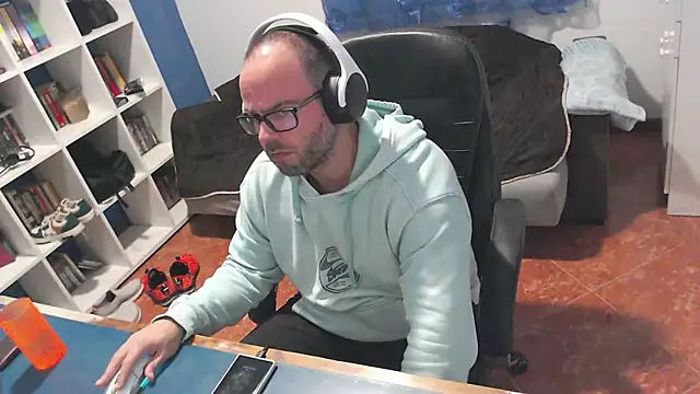 ravingr4d4 online show from 12, 11, 2025