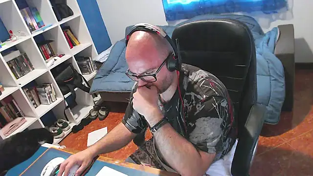 Snapshot of ravingr4d4 chatting on 29, 4, 2026 ravingr4d4 online show from 29, 4, 2026
