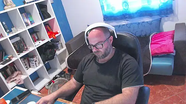 Snapshot of ravingr4d4 chatting on 5, 6, 2026 ravingr4d4 online show from 5, 6, 2026