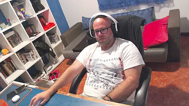 Snapshot of ravingr4d4 chatting on 18, 6, 2026 ravingr4d4 online show from 18, 6, 2026