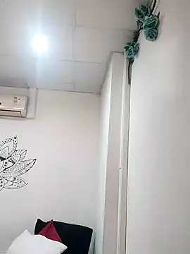 Daniela77771 online show from 12, 12, 2024