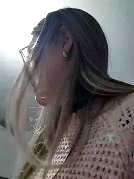 Snapshot of Daniela77771 chatting on 22, 5, 2026 Daniela77771 online show from 22, 5, 2026