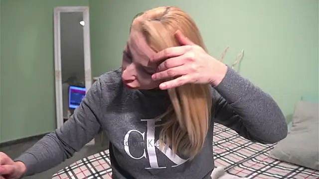 CelineConner online show from 9, 1, 2025