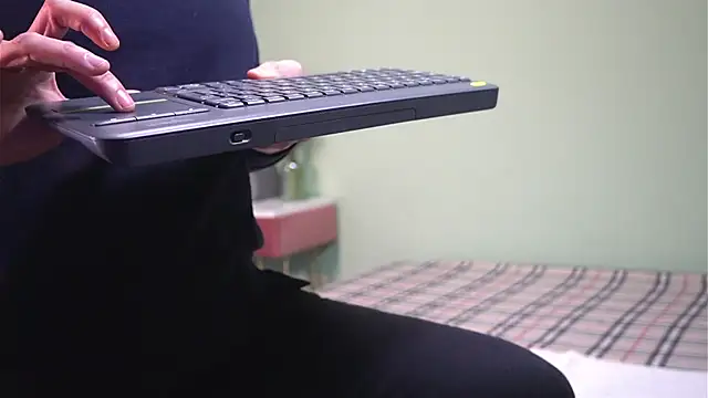 CelineConner online show from 15, 1, 2025