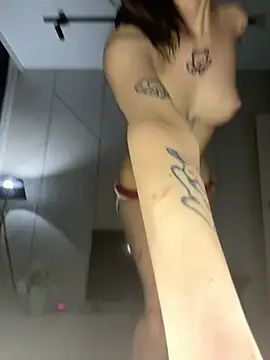 Snapshot of Yunasi chatting on 13, 2, 2025 Yunasi online show from 13, 2, 2025