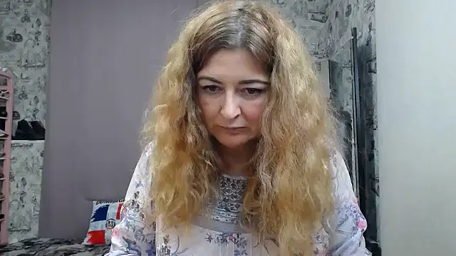 Helen1974 online show from 30, 1, 2025