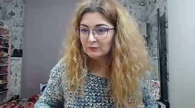 Helen1974 online show from 12, 2, 2025