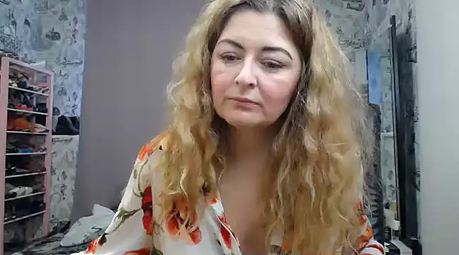 Helen1974 online show from 17, 2, 2025