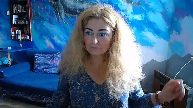 Helen1974 online show from 10, 9, 2025