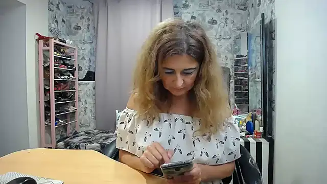 Snapshot of Helen1974 chatting on 22, 6, 2026 Helen1974 online show from 22, 6, 2026