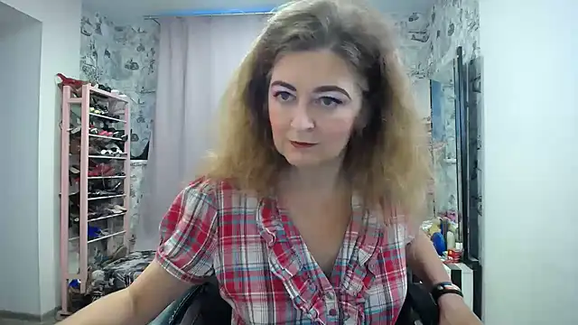 Snapshot of Helen1974 chatting on 30, 6, 2026 Helen1974 online show from 30, 6, 2026