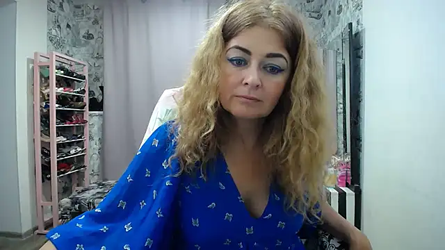 Snapshot of Helen1974 chatting on 10, 7, 2026 Helen1974 online show from 10, 7, 2026