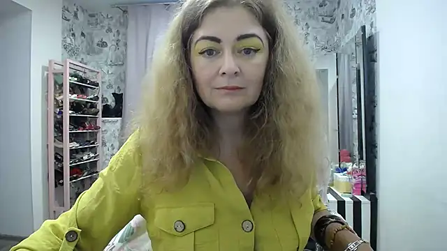 Snapshot of Helen1974 chatting on 14, 7, 2026 Helen1974 online show from 14, 7, 2026