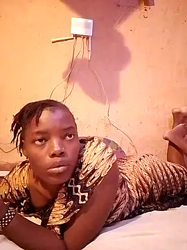 cute naimah online show from 26, 10, 2025