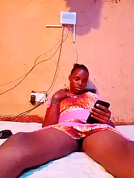 cute naimah online show from 22, 12, 2025