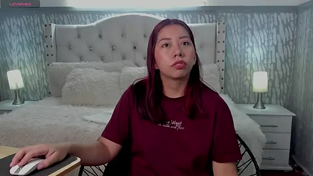 Snapshot of sexylaurita chatting on 28, 4, 2026 sexylaurita online show from 28, 4, 2026