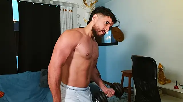 Snapshot of AndrewMartinez chatting on 9, 2, 2025 AndrewMartinez online show from 9, 2, 2025