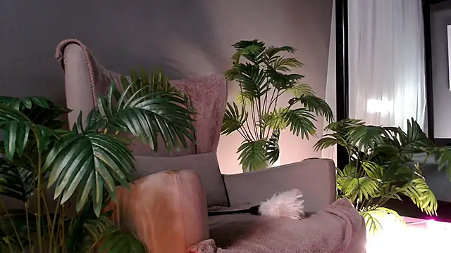 Dorothy Meyer online show from 9, 9, 2025