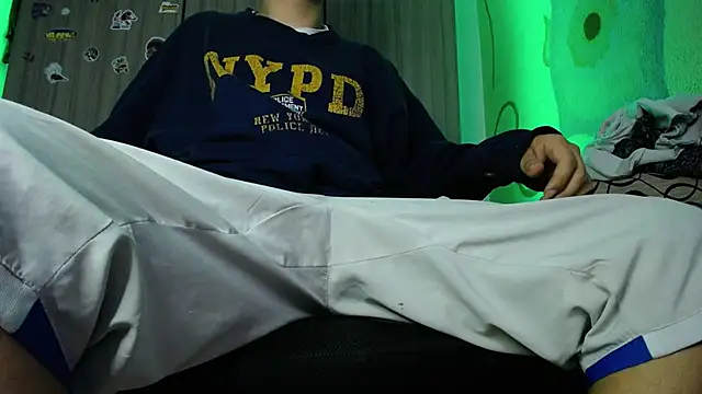 zacwatson  online show from 24, 12, 2024