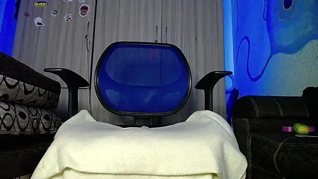 zacwatson  online show from 4, 2, 2025