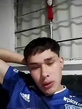 Snapshot of cristof_2000 chatting on 2, 12, 2024 cristof 2000 online show from 2, 12, 2024