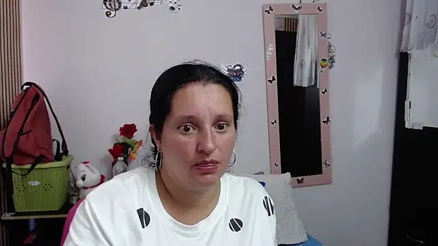 Snapshot of CristialJones_ chatting on 23, 9, 2025 CristialJones online show from 23, 9, 2025