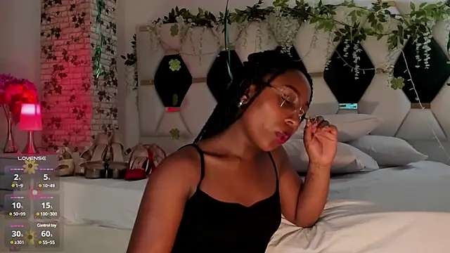 EmmaSanzz  online show from 16, 3, 2025