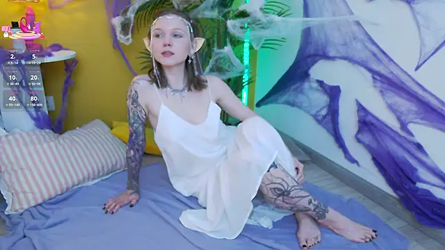 lessysweety online show from 24, 10, 2025