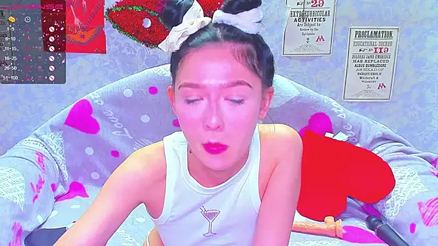 Snapshot of Vanessa_Florence chatting on 20, 12, 2024 Vanessa Florence online show from 20, 12, 2024