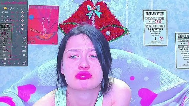 Snapshot of Vanessa_Florence chatting on 4, 1, 2025 Vanessa Florence online show from 4, 1, 2025