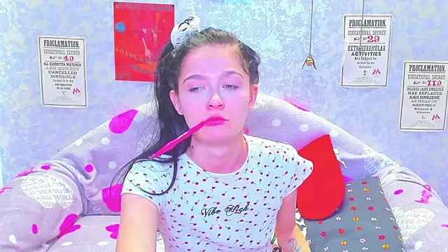 Snapshot of Vanessa_Florence chatting on 22, 2, 2025 Vanessa Florence online show from 22, 2, 2025