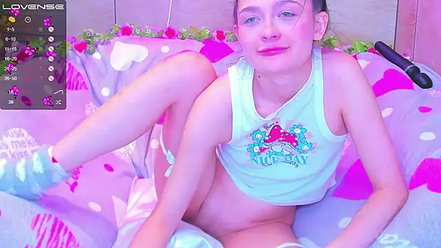 Snapshot of Vanessa_Florence chatting on 16, 3, 2025 Vanessa Florence online show from 16, 3, 2025