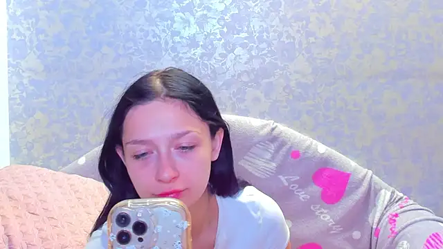 Snapshot of Vanessa_Florence chatting on 20, 10, 2025 Vanessa Florence online show from 20, 10, 2025