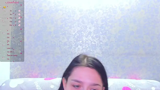 Snapshot of Vanessa_Florence chatting on 24, 4, 2026 Vanessa Florence online show from 24, 4, 2026
