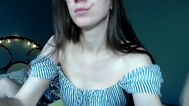 Snapshot of wow__kelly chatting on 12, 9, 2025 wow kelly online show from 12, 9, 2025