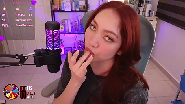 Snapshot of LilyVelvett chatting on 6, 2, 2026 LilyVelvett online show from 6, 2, 2026